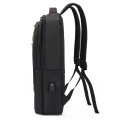 Mack Mcc-007 17.3'' Office Usb Gi̇ri̇şli̇ Notebook Sirt Çantasi Si̇yah